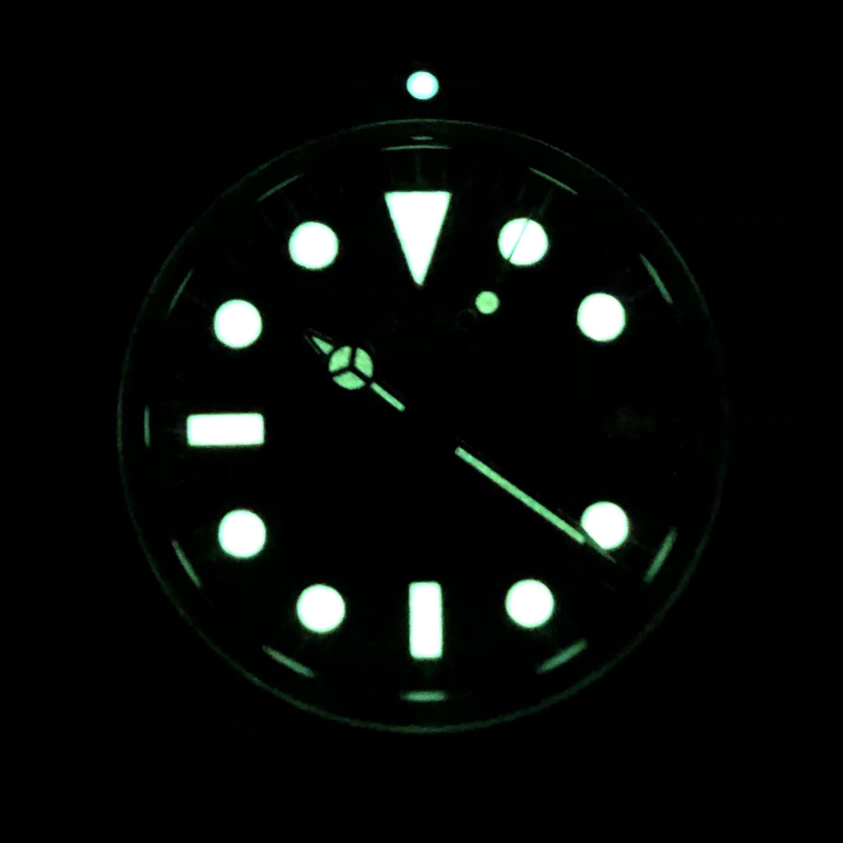 Seiko Submariner Red Line Dweller Tribute 1665 Automatic diver watch