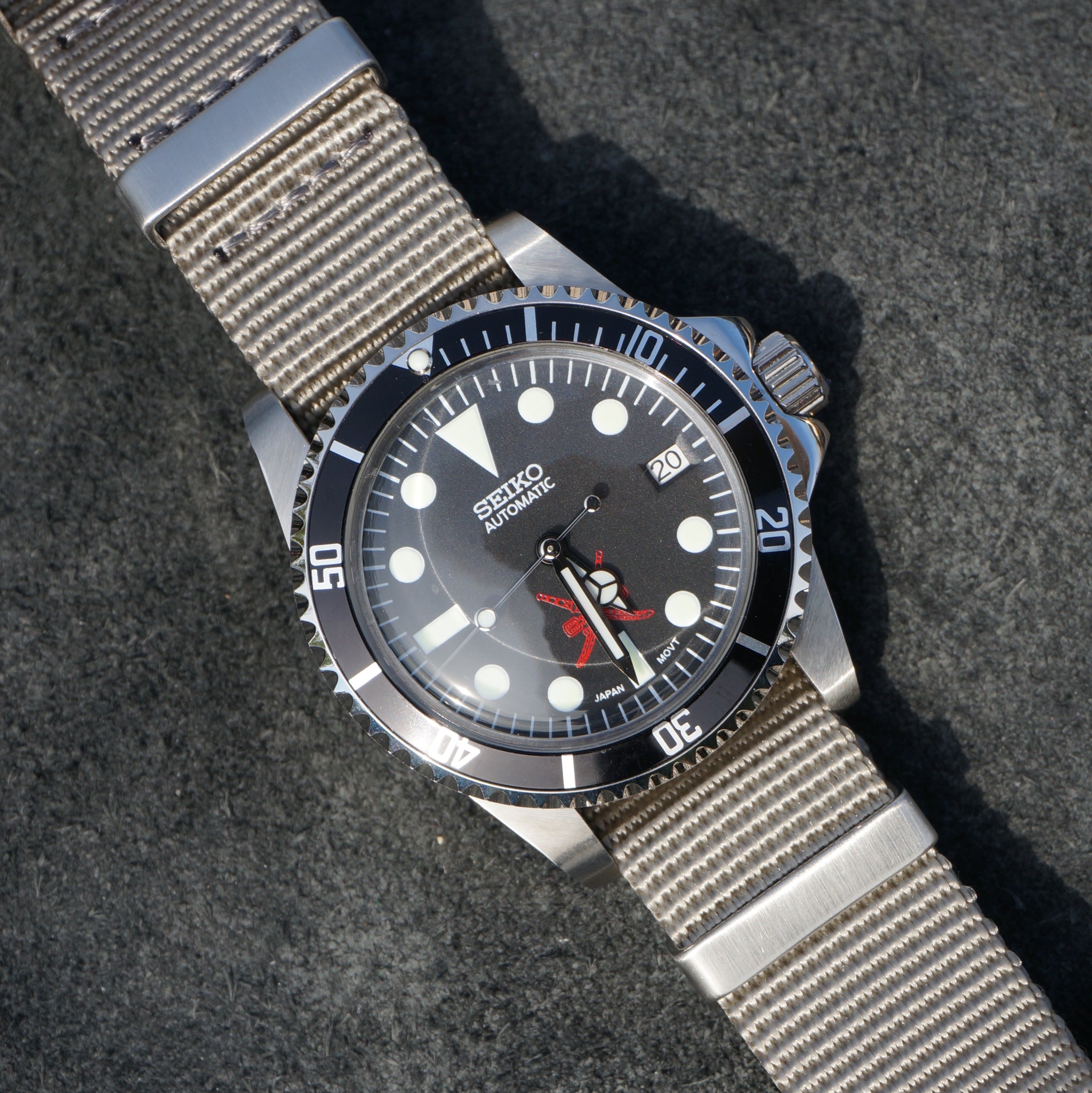 Seiko Submariner 5513 date automatic diver Oman Dial Signed