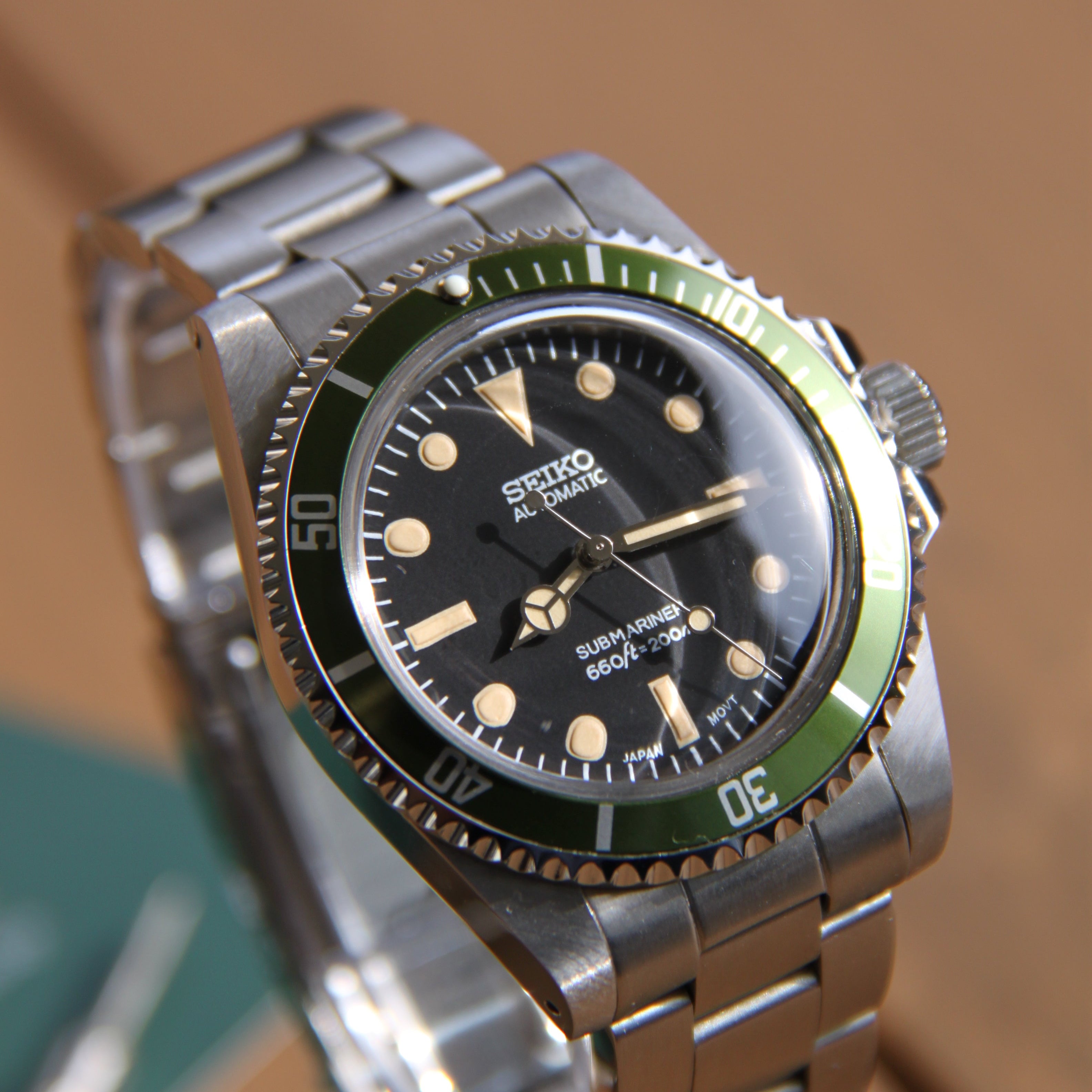 Seiko Submariner Green Line Bezel Hommage automatic Diver Watch