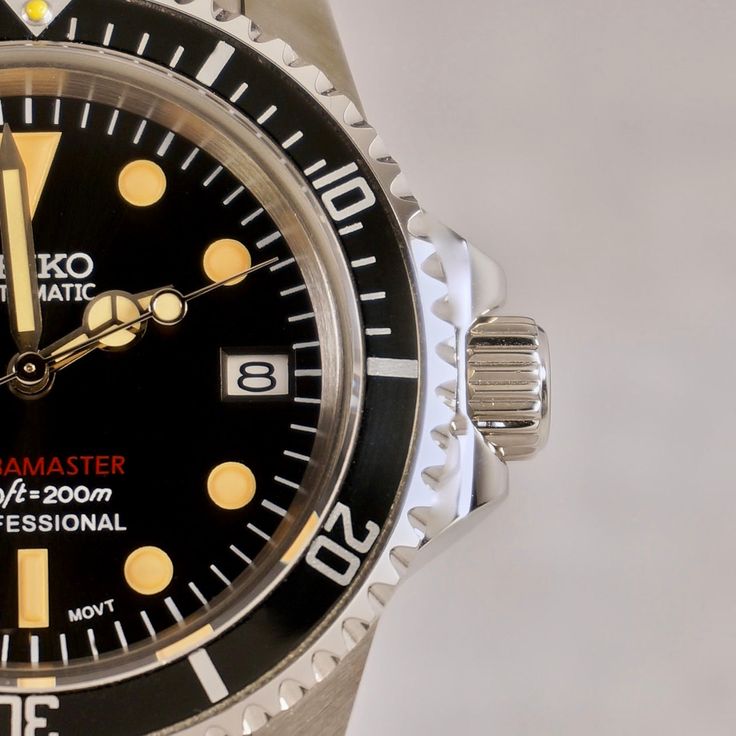 Seiko Submariner Red Line Dweller Tribute 1665 Automatic diver watch