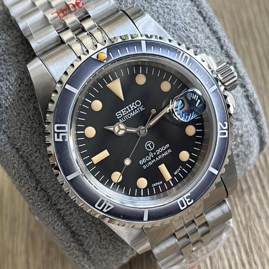 Seiko Submariner vintage 5513 automatic hommage diver Military date