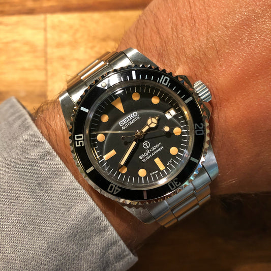 Montre Vintage Seiko Submariner Military date automatique NH35 Hommage